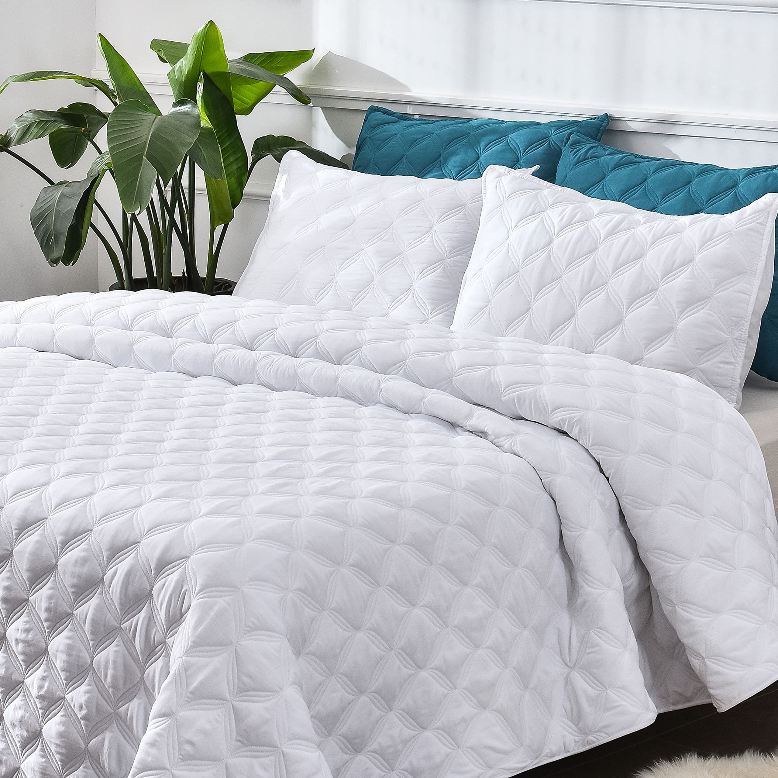 Litanika White Queen Size Quilt Set - Full Lightweight Comforter Bedspreads & Coverlets - Bedding Cover Bed Decor All Season - 3